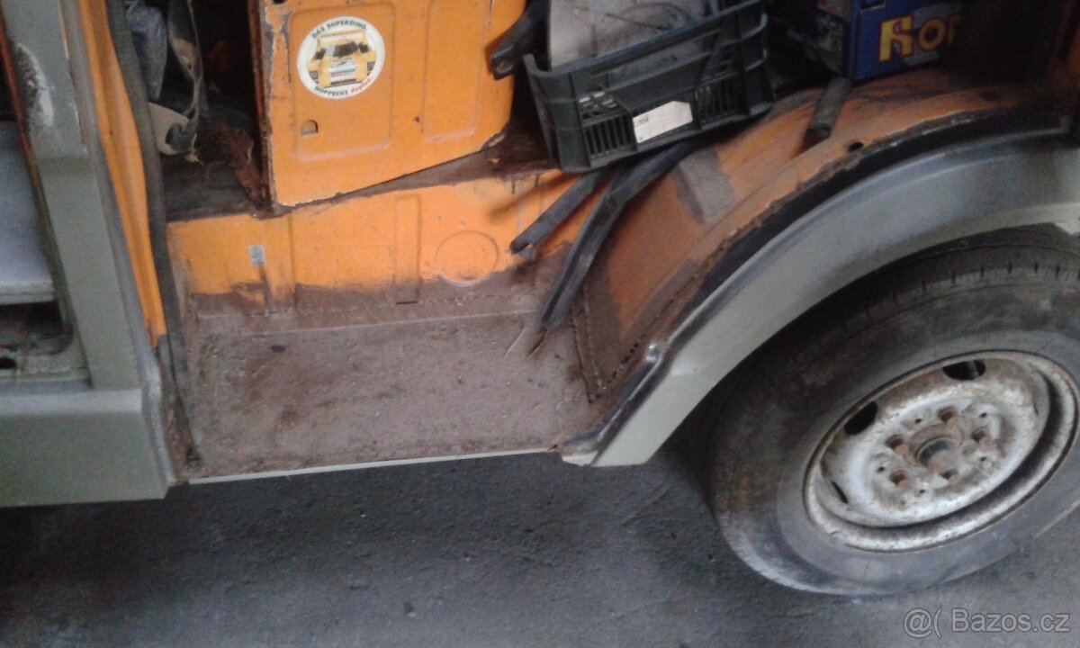 MERCEDES-BENZ 207D....208D - 5