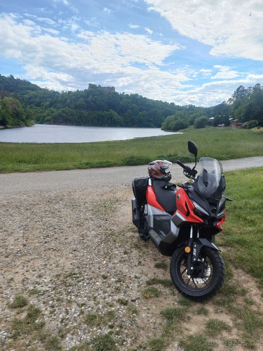 Voge sr1 125i ADV - 5