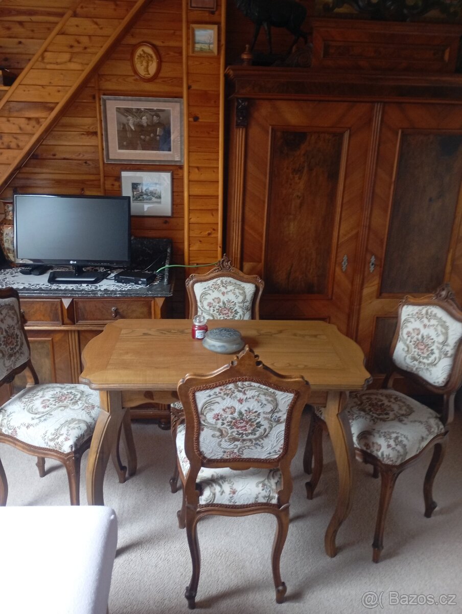 Starožitný nábytek - 5