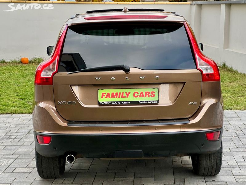 Volvo XC60, 2.4D5,MOMENTUM,2.MAJ,SERVIS.KN - 5