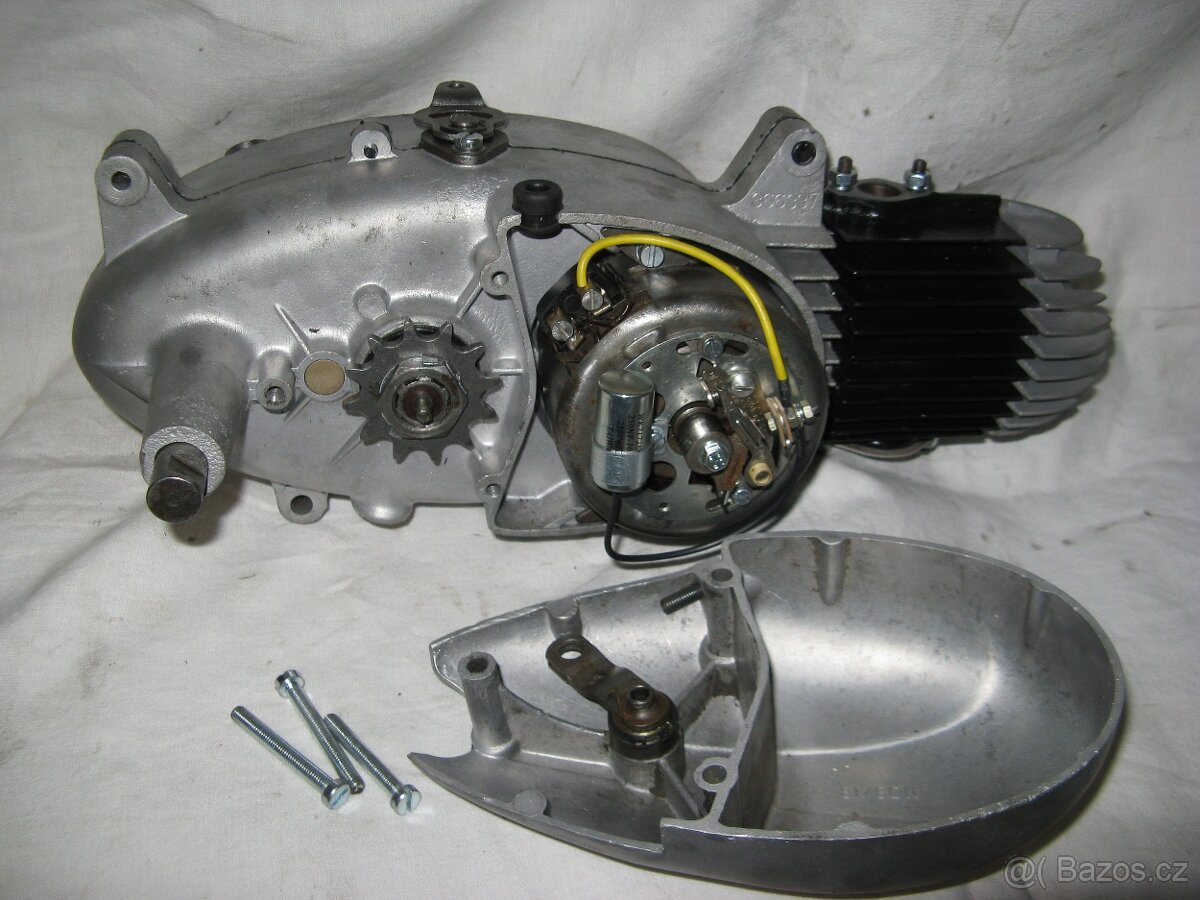 JAWA 550 - 555 motor - 5