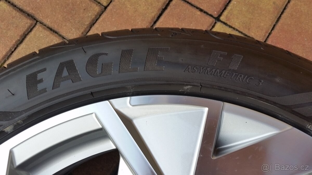 NOVÁ letní sada ŠKODA SUPERB 3 4 5x112 R18 také Passat B8 9 - 5