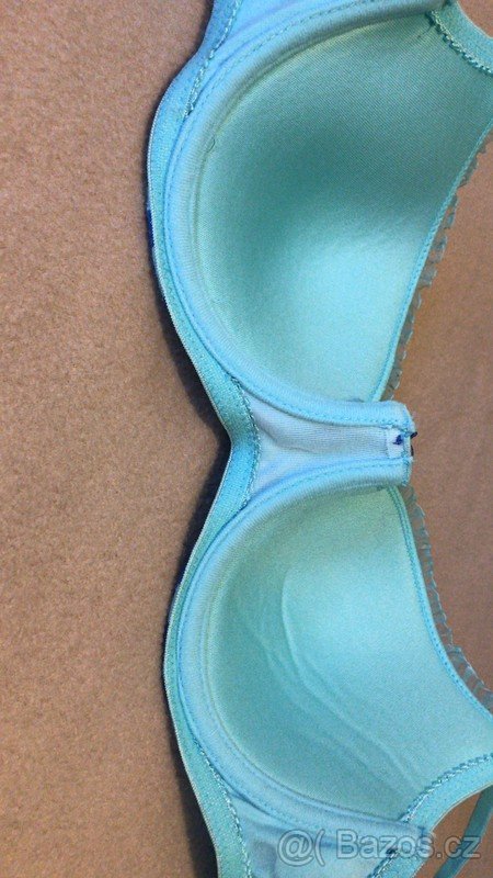 Podprsenka s modrými kolečky - 5