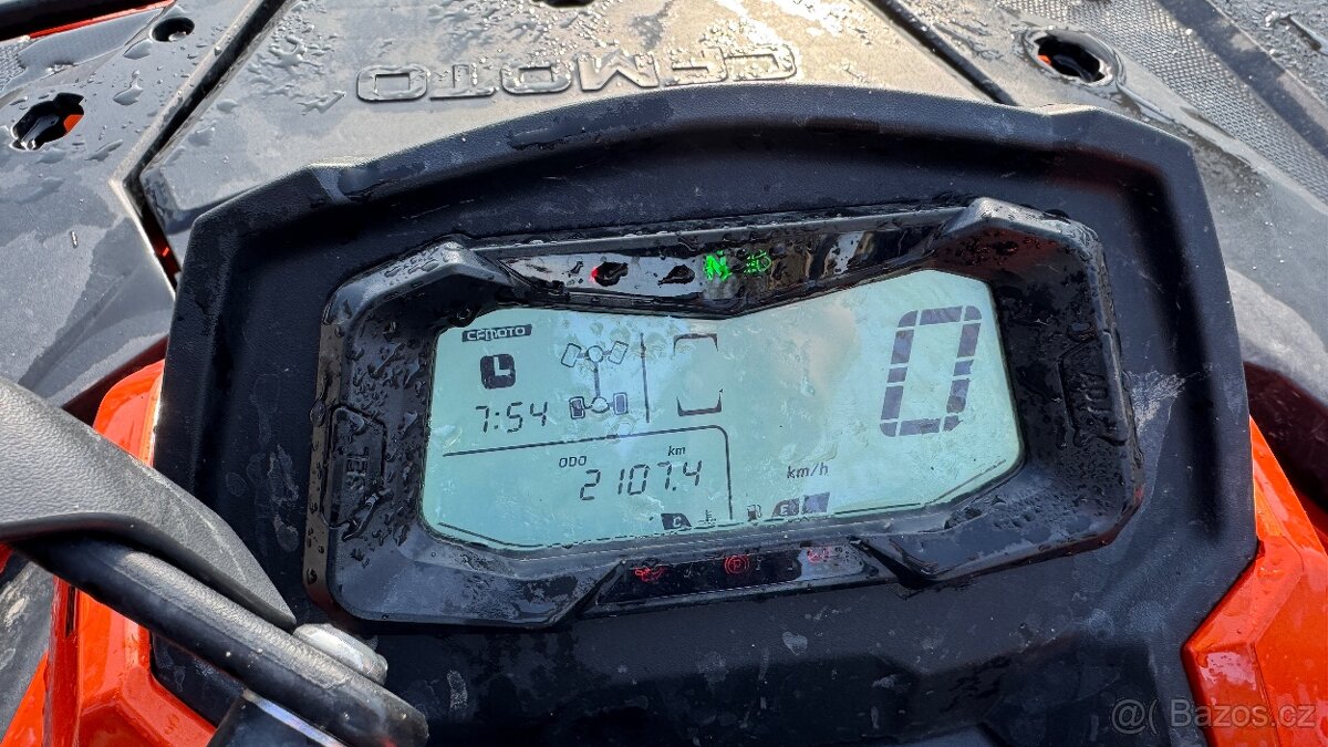 CF MOTO gladiator X1000