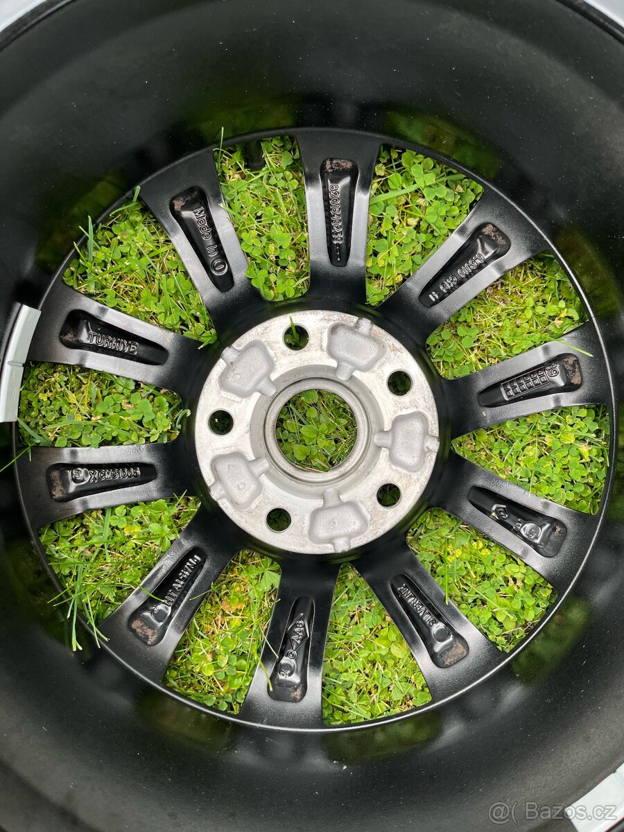 Náhradní kolo Michelin 205/55 R16 Renault - 5