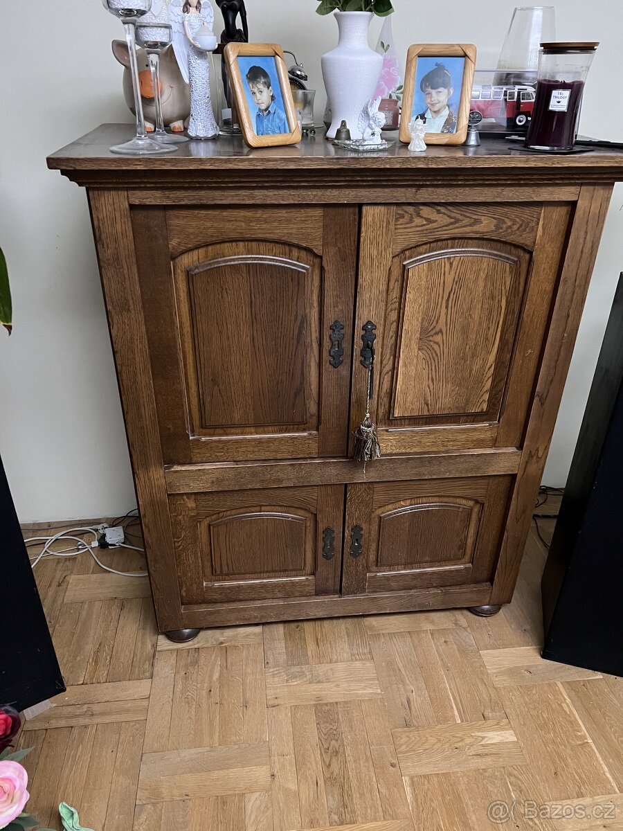 komoda - 5