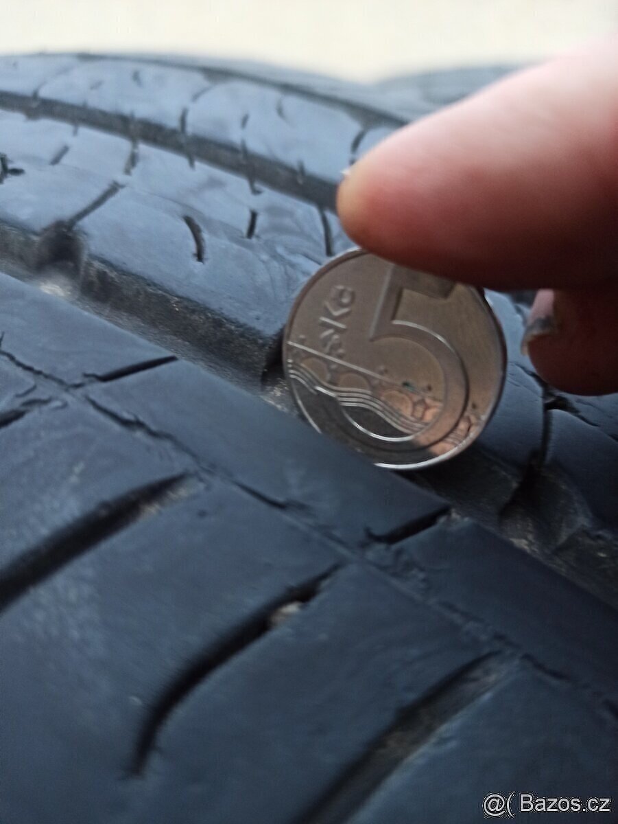 4x letní 215/65/16C 109/107T - 5