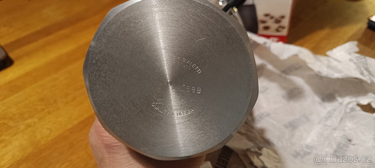 Moka konvička Bialetti na 4 šálky - 5