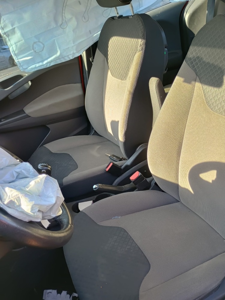 ND - Ford Tourneo Courier - 5