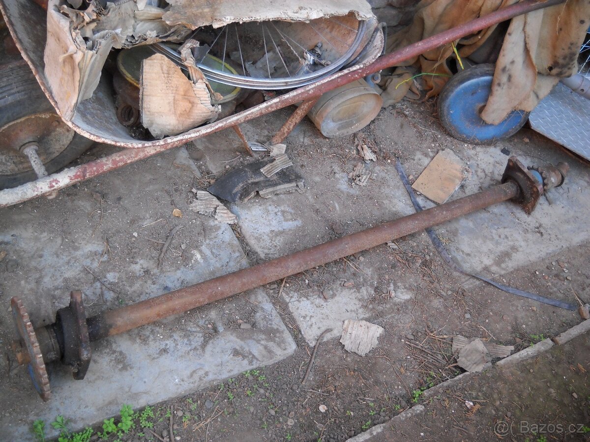 E 512 -514 vrchní hřídel elevátoru - 5