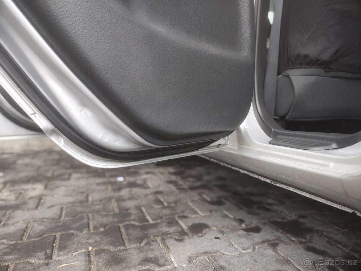 Toyota Yaris 1.3 Automat. - 5