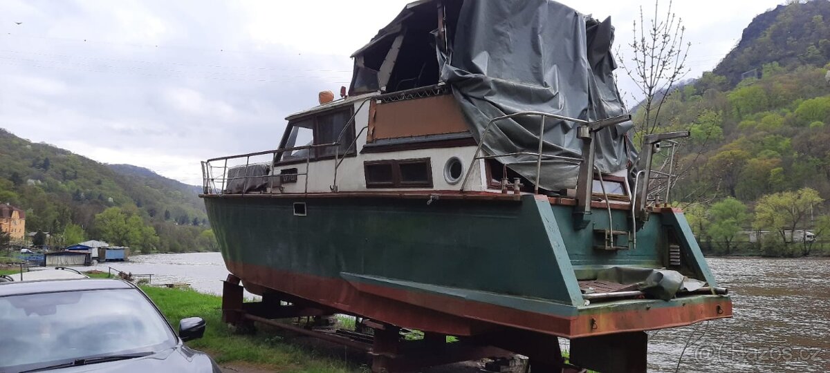 Kajutová motorová loď - 5