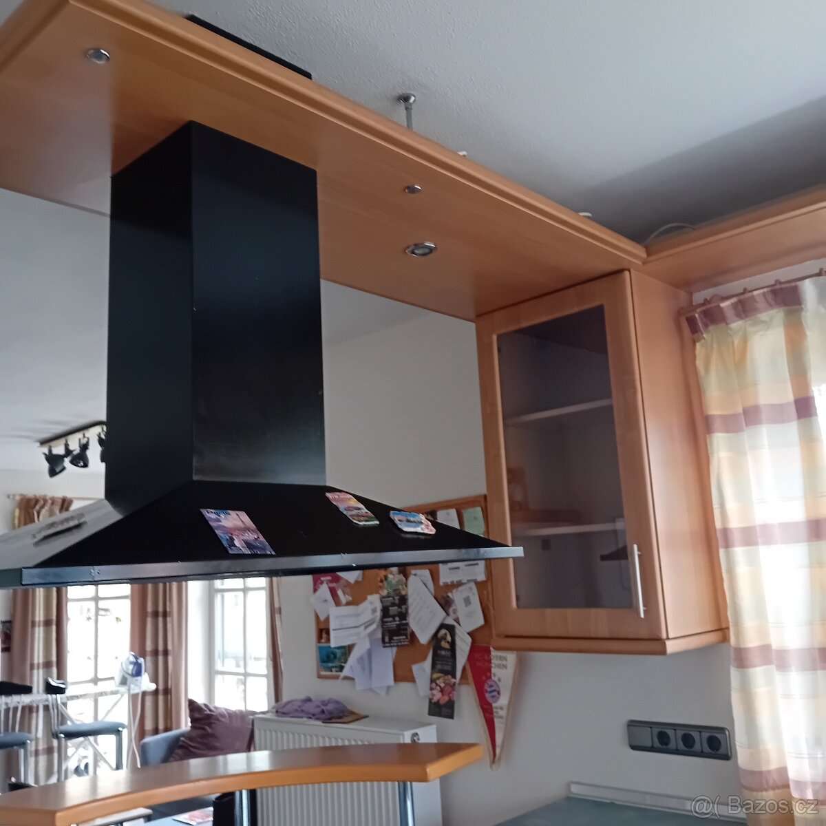 Kuchyňská linka se spotřebiči - 5