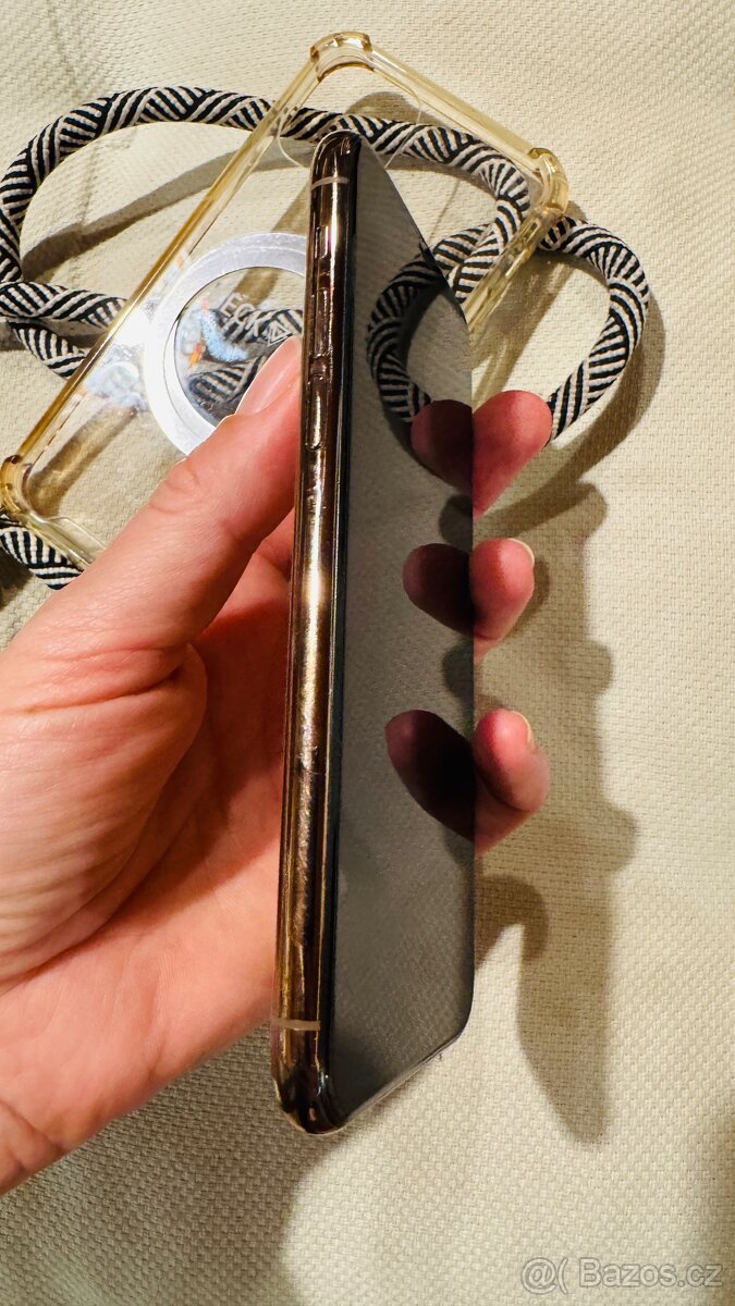 Prodám zlatý iPhone 11PRO 64GB v super stavu - 5