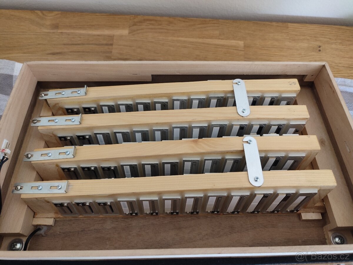 Heligonka Hlaváček - 5