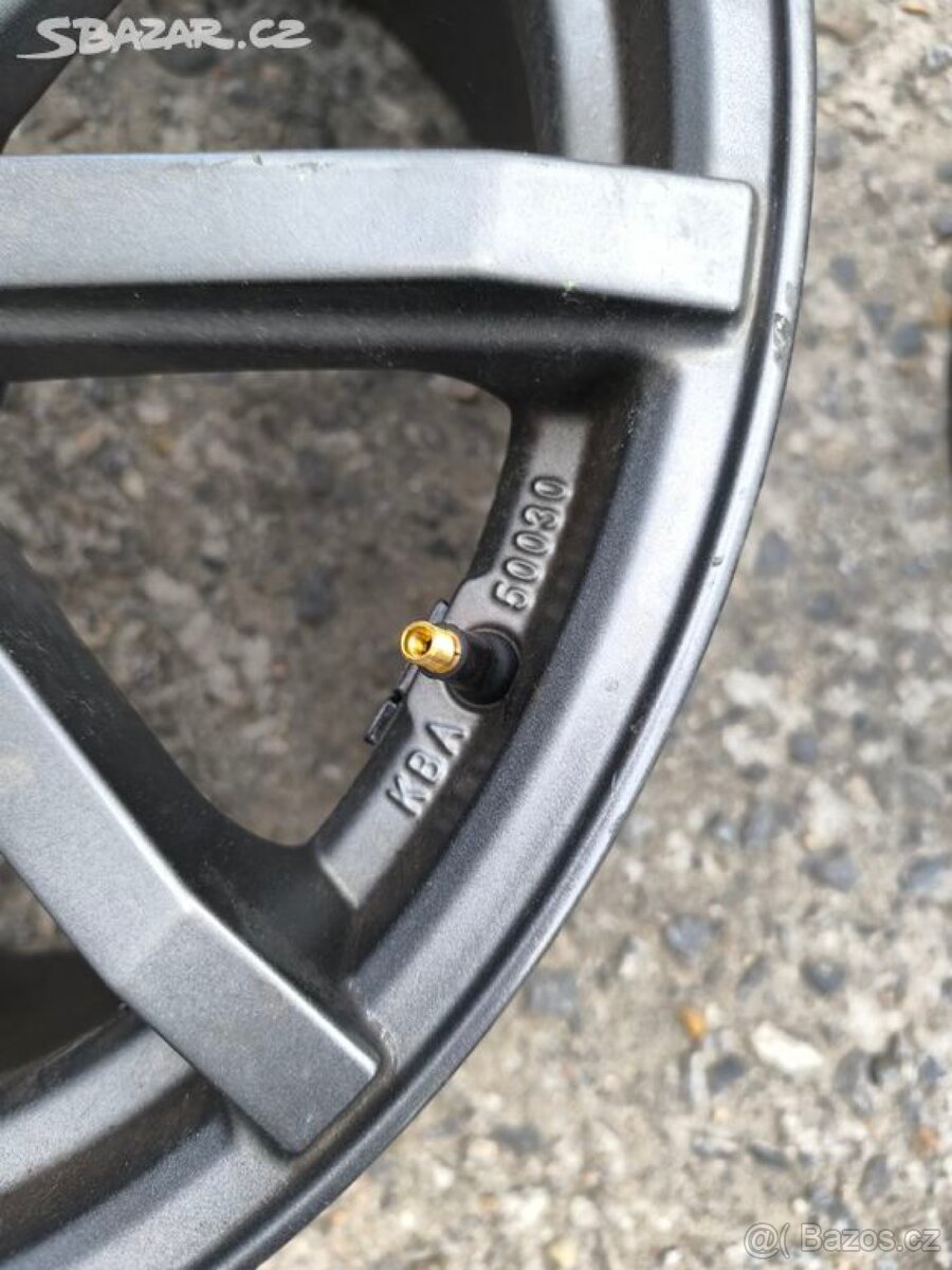 Kusovky Aez R19 5x120 - 5