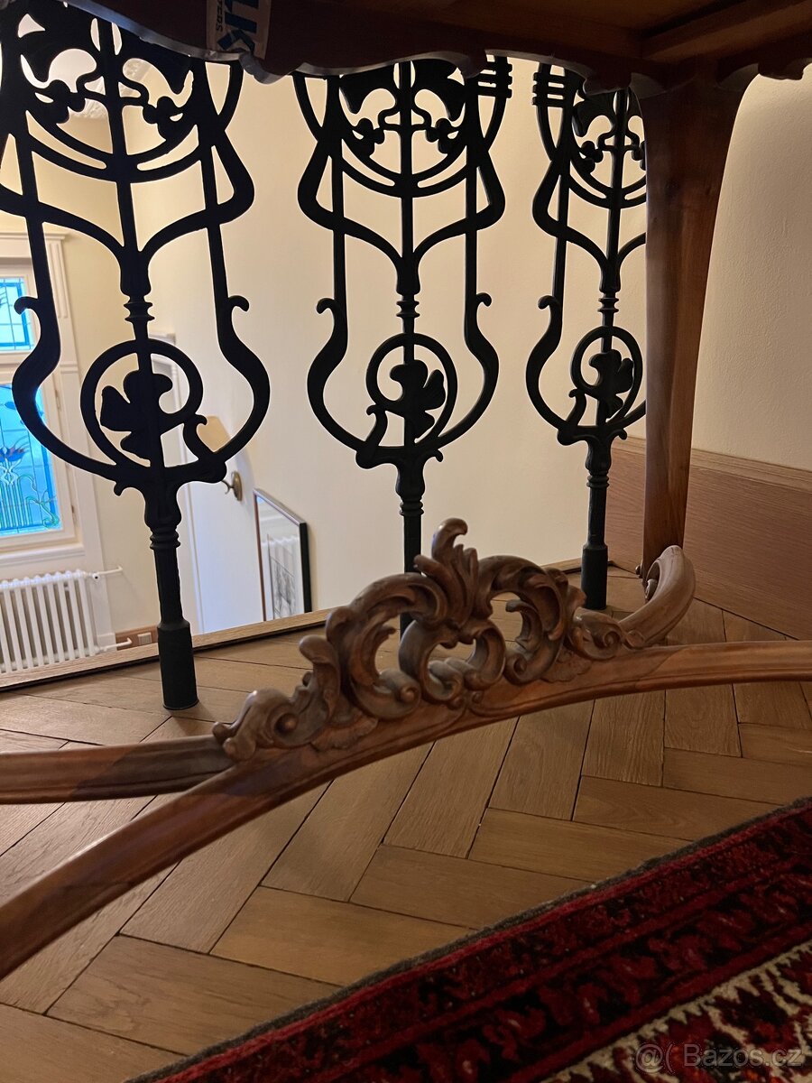 Starožitný dřevěný stůl - 5