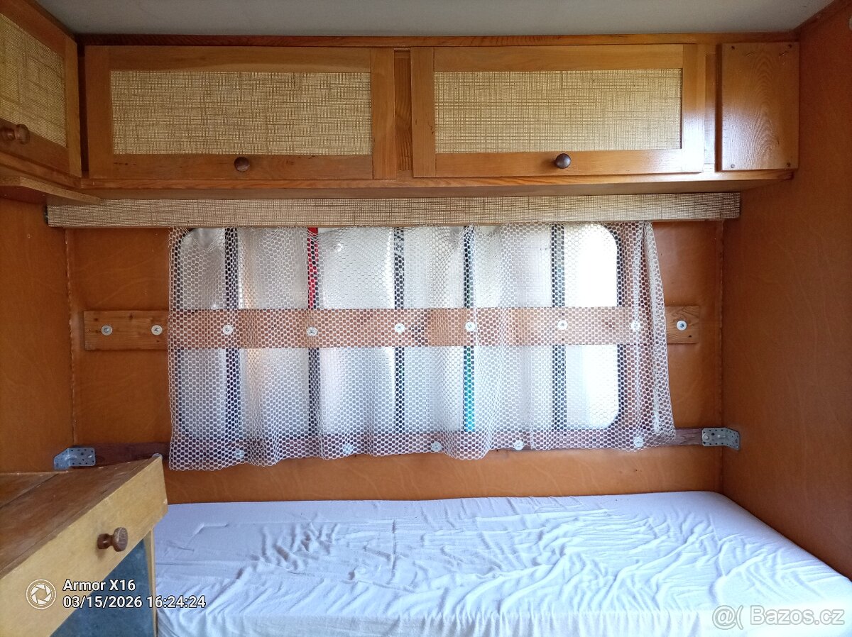 prodám karavan bez tp - 5