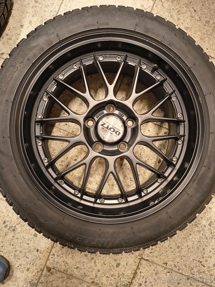 Prodám sadu zimních kol 215/50 R17 - 5