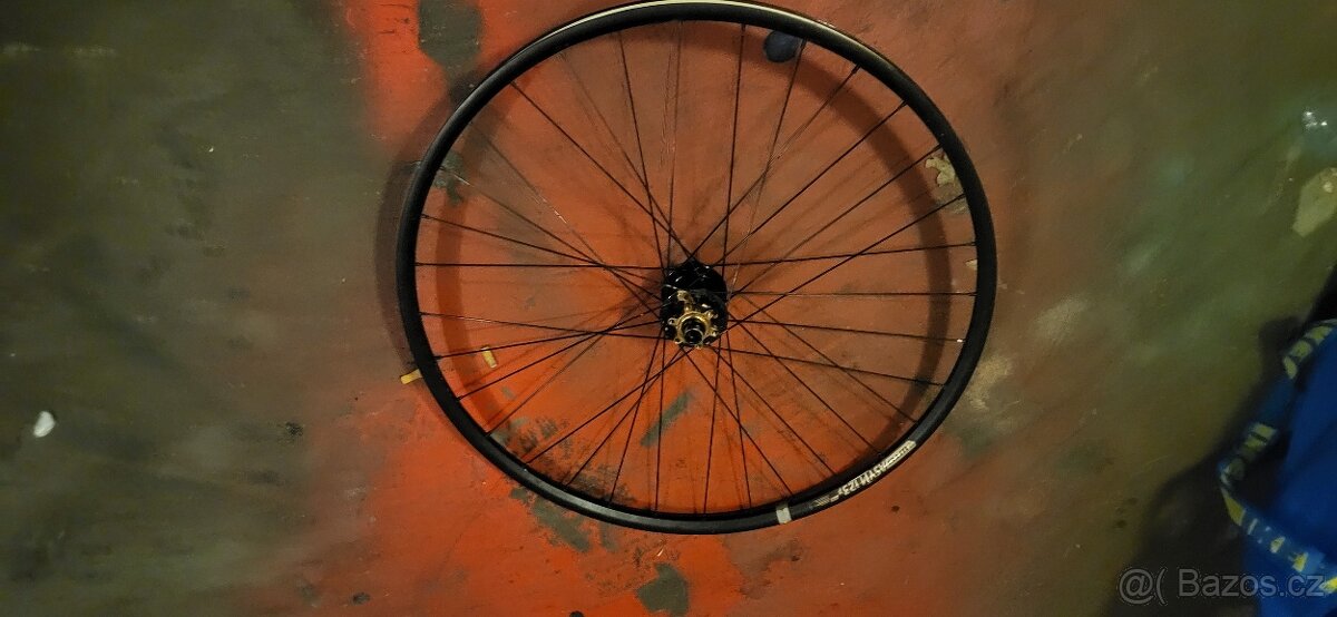 Přední a zadní kolo 27.5 na disc mtb - 5