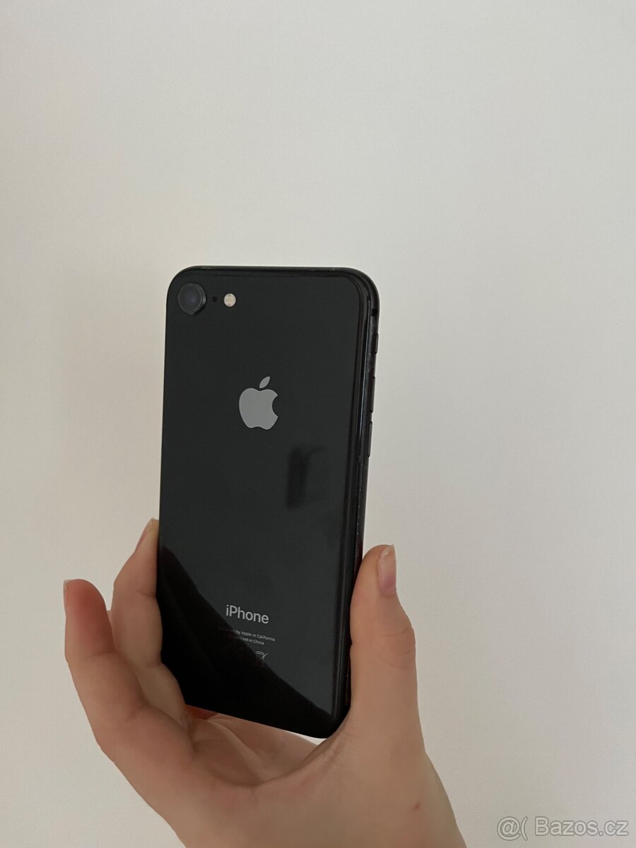 IPhone 8, 64 GB - 5