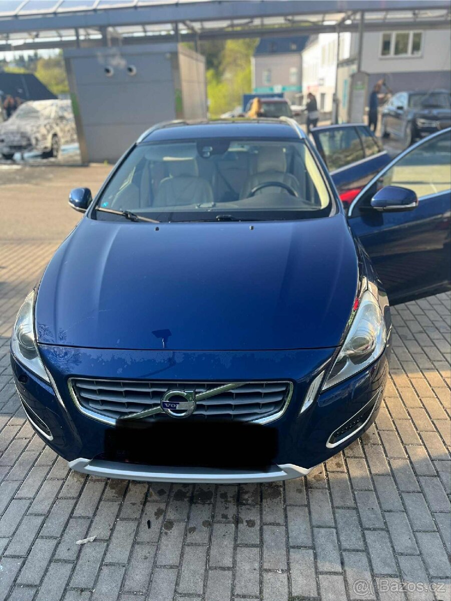 Volvo v60 2.0 nafta 120 kw - 5