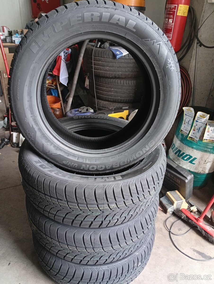 Zimní kola225/60R18 - 5