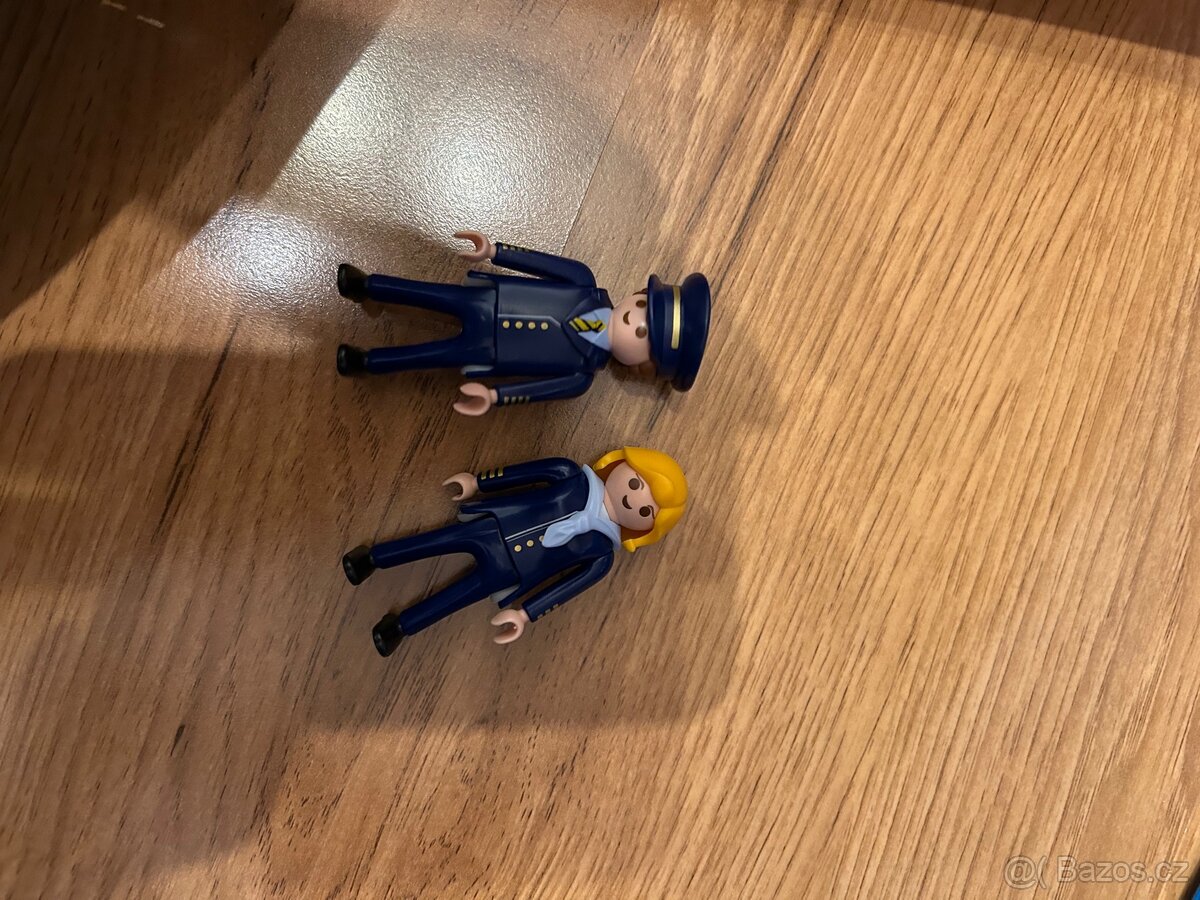 Playmobile letadlo - 5