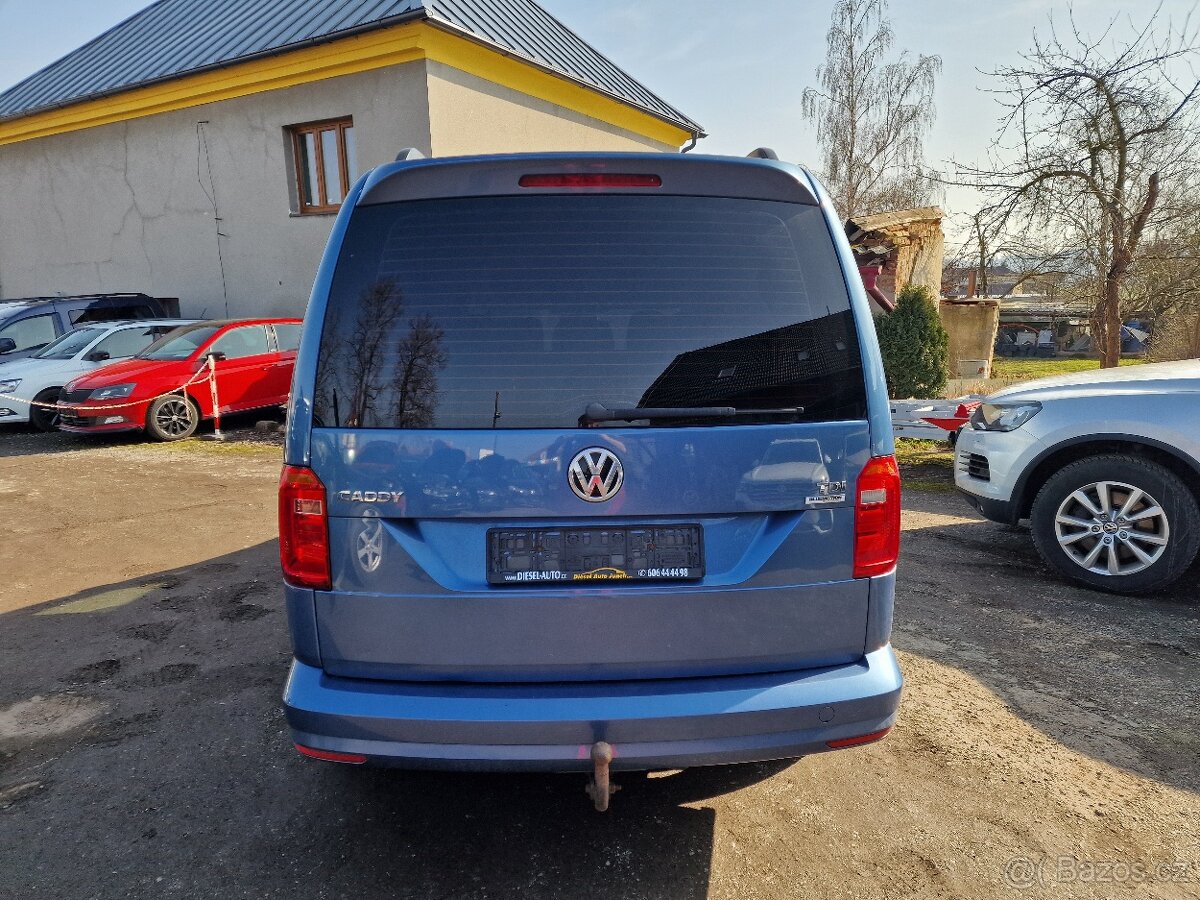 VW CADDY MAXI 2,0TDI 7MÍST TAŽNÉ - 5