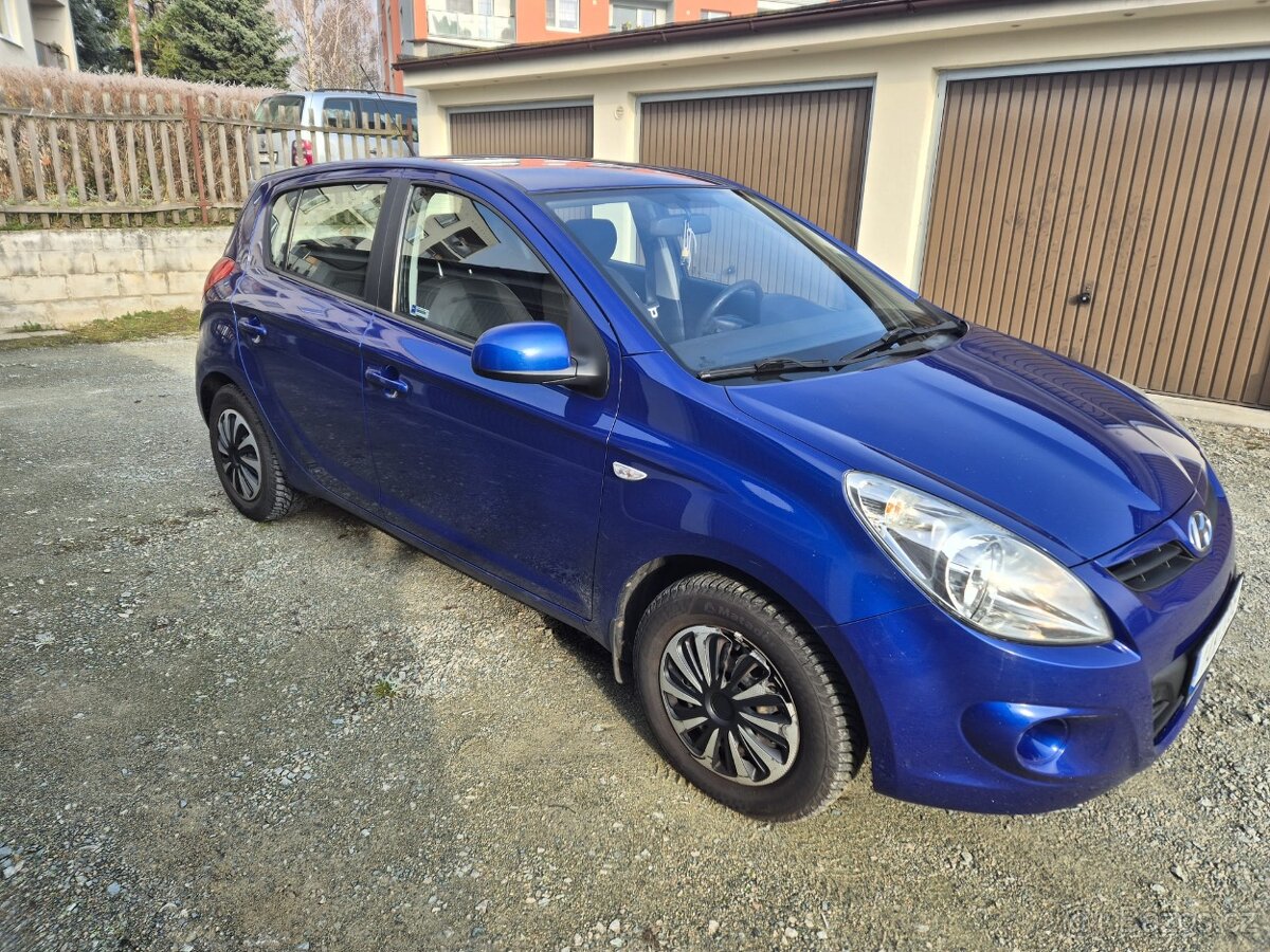 Hyundai i20 1.4 - 5