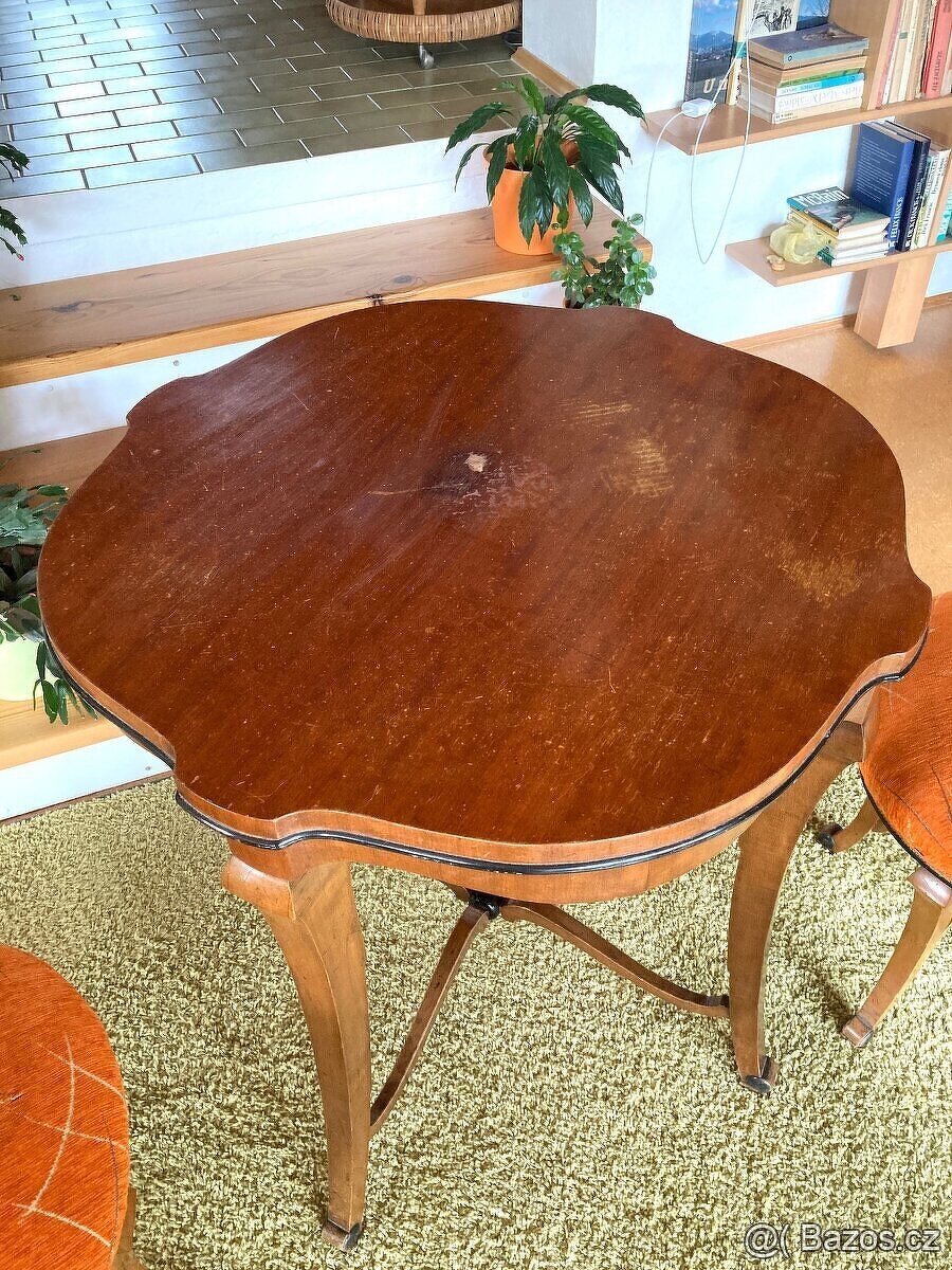 Starožtiný stůl a 2 taburetky - 5