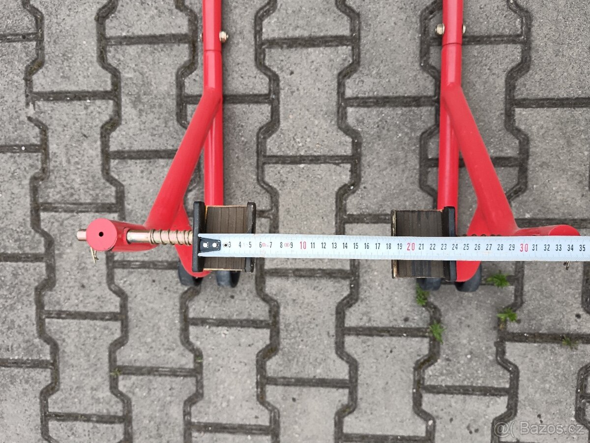 Stojan na motorku - 5