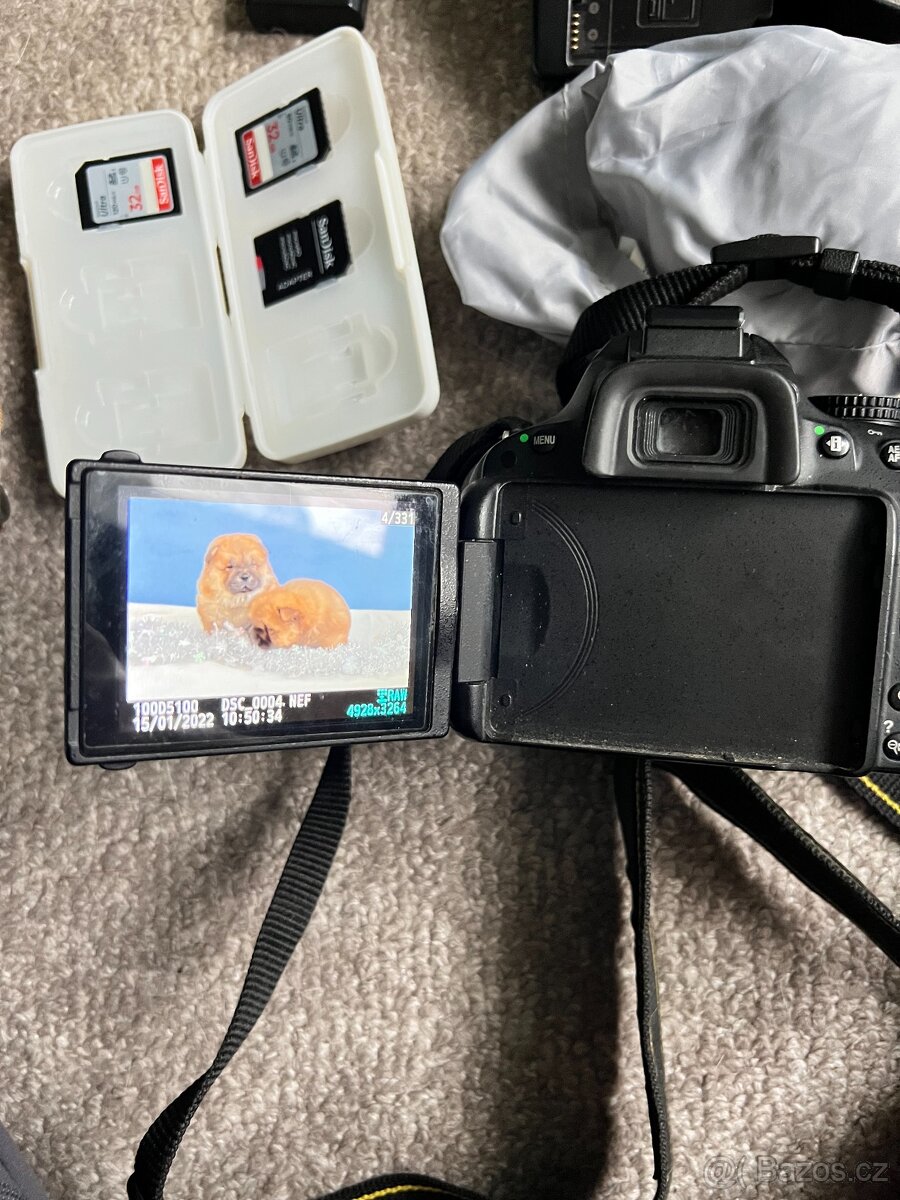 Nikon D5100 s příslušenstvím - 5
