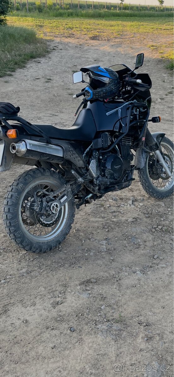 Triumph tiger 900 - 5
