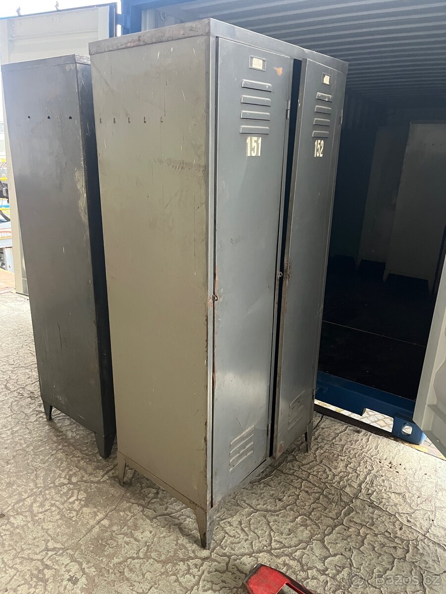 Plechová skříňka - 5