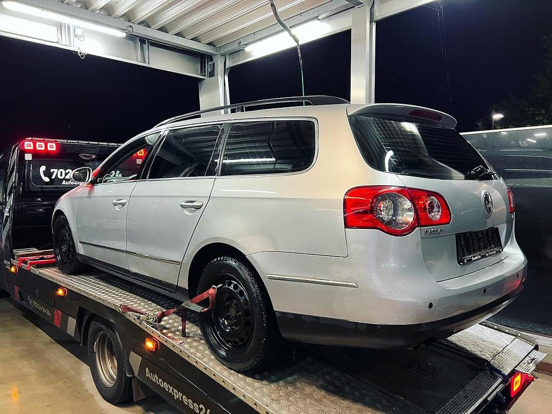 Vůz na náhradní díly VW Passat B6 kombi 2006 BKP HDV LA7W - 5