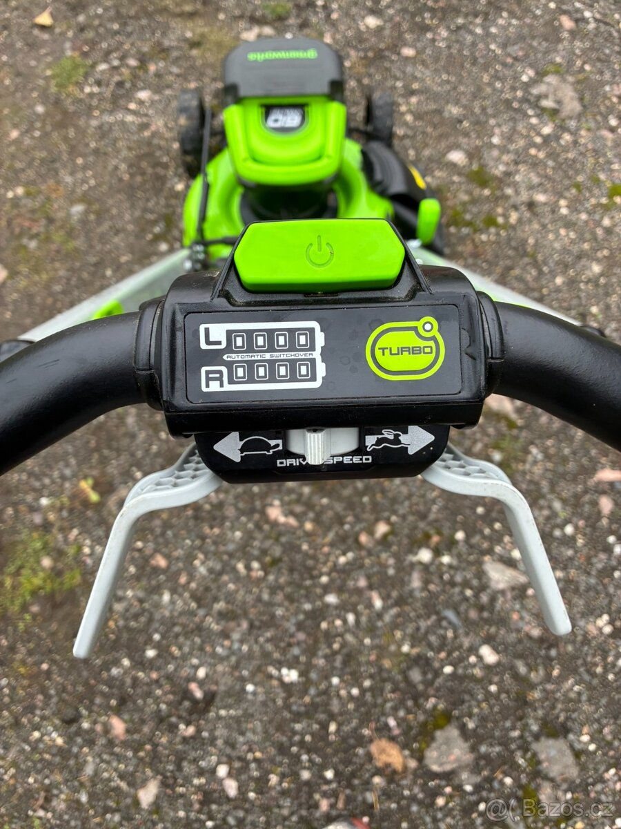 Aku sekacka Greenworks 46cm, pojezd - 5