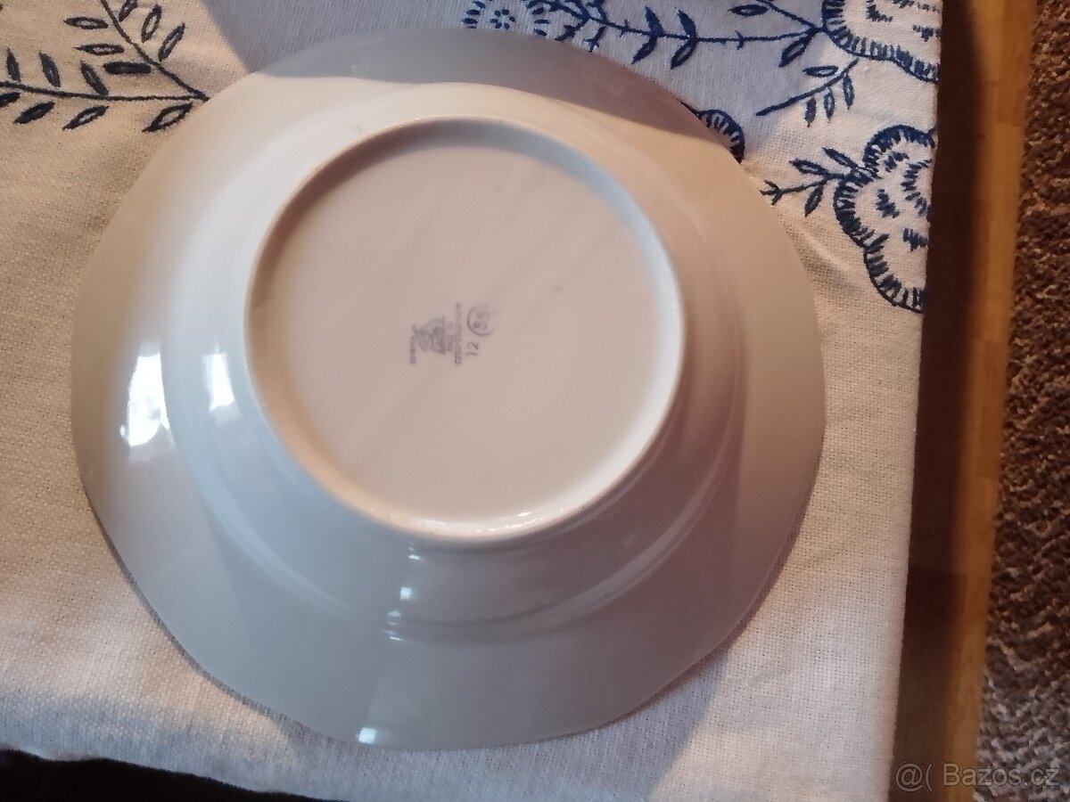 talíře - 5