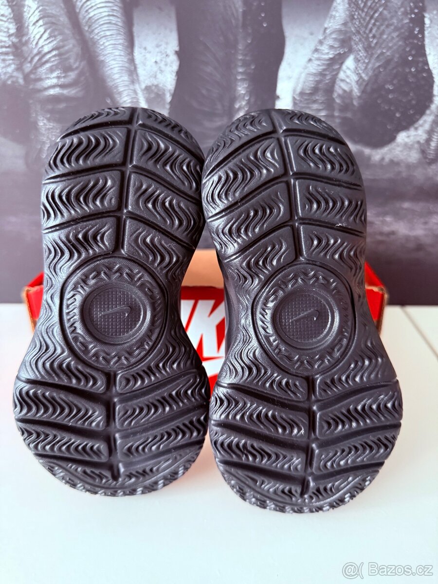 Prodám nové dětské boty Nike Flex Runner 3 - 5