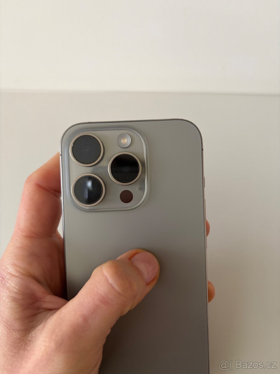 Iphone 15 Pro 256 GB - 5