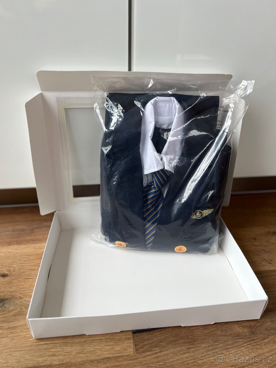 Originální dětská uniforma pro pilota Emirates - 5