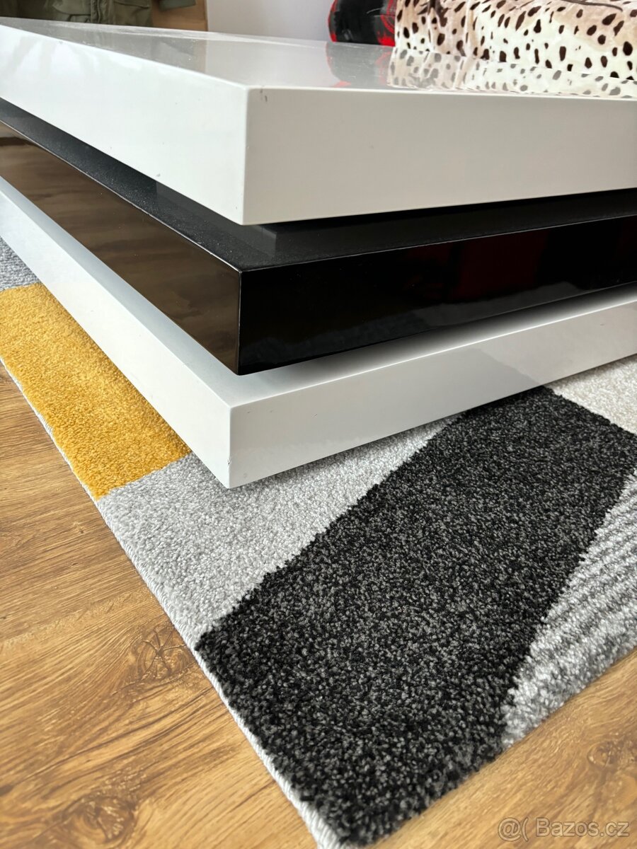 Konferenční bílý stolek - 5