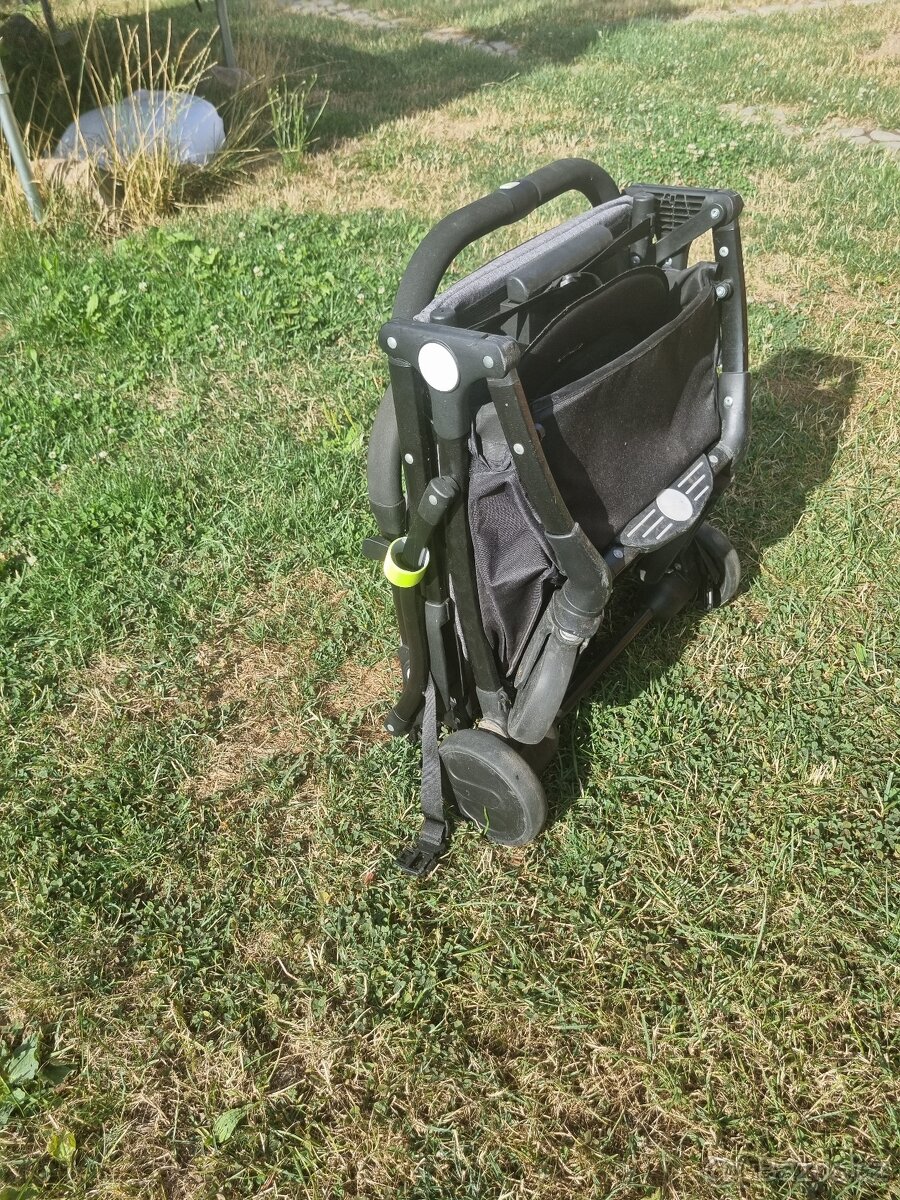 Skládací sportovní kočárek - 5