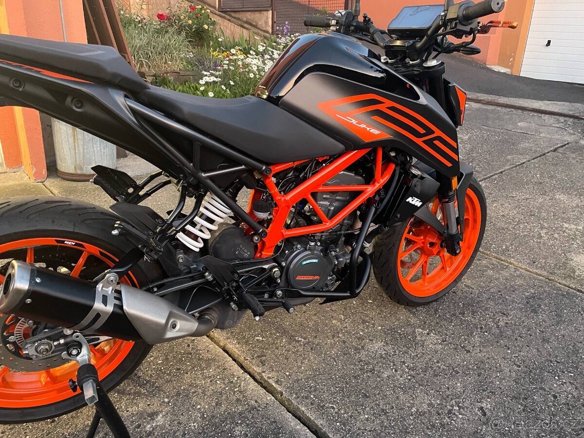 KTM DUKE 125 2021 BLACK - 5