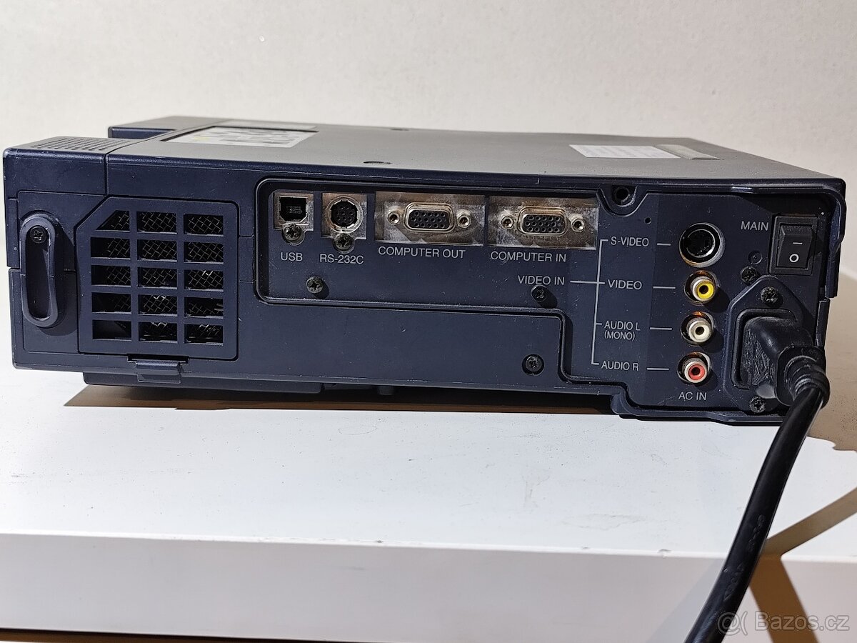 Videoprojektor Polaroid - 5