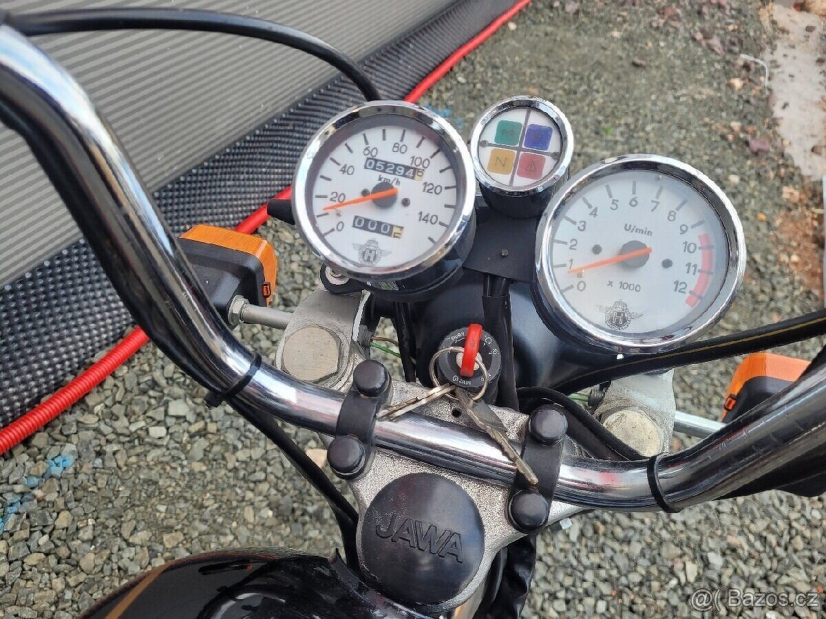 Jawa 125/810 Chopper - 5