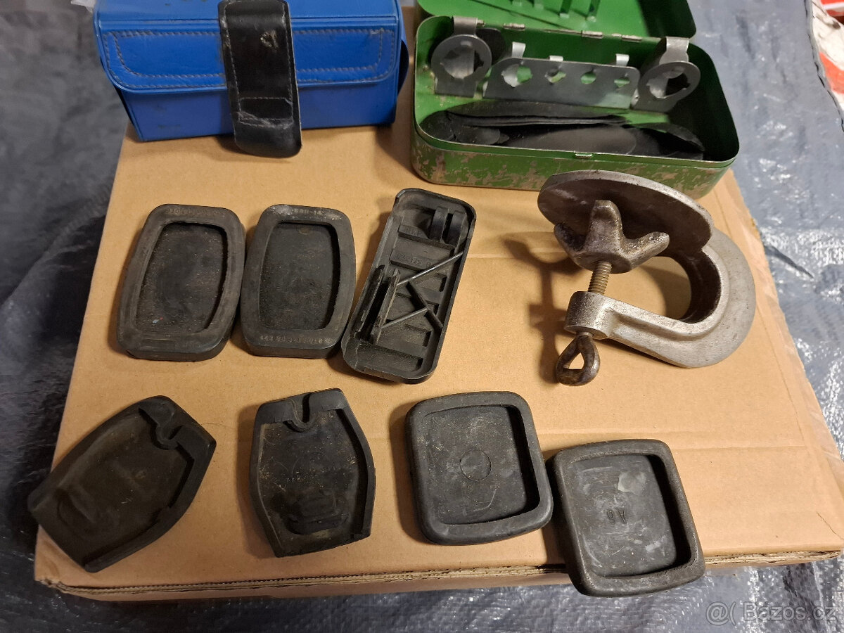 Prodám drobnosti k autoveteránům,motoveteránům - 5