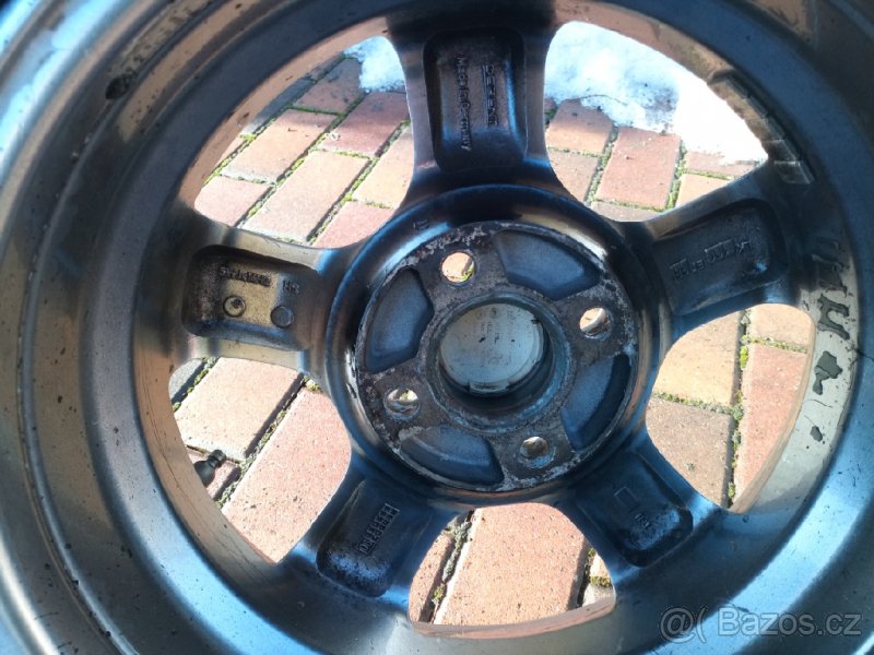 alu disky Dezent - 5