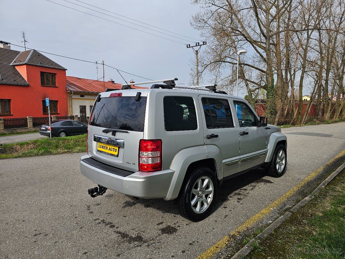 JEEP CHEROKEE LIMITED 2.8CRD - 5