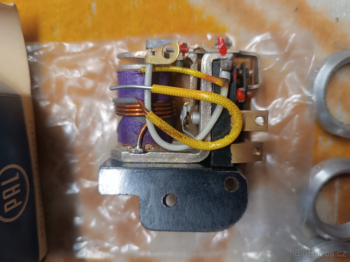 Přepínač svetel Jawa,patice,kontrolka,relátko,stadion - 5
